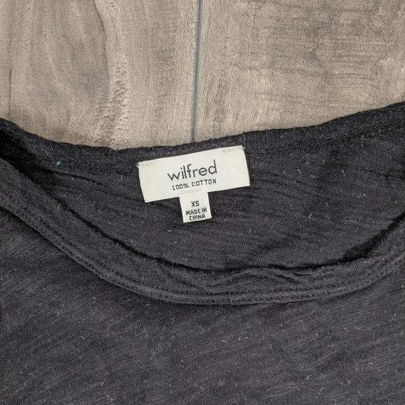 Aritzia Wilfred XS Tissue Thin T-shirt - Picture 6 of 7